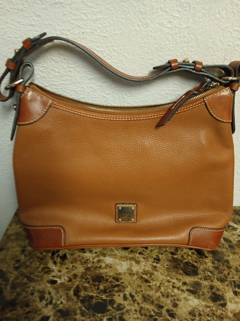 New Dooney & Bourke Leather Purse