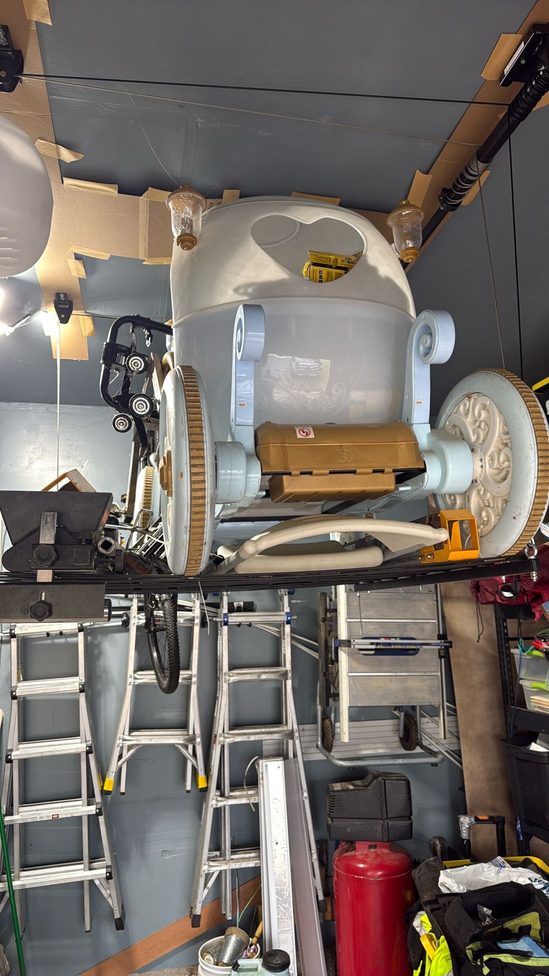 Cinderella Carriage It Works Have Charger It’s Just Collecting Dust My Girls Are To Big For It