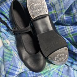 Woman's Tap Shoes 
