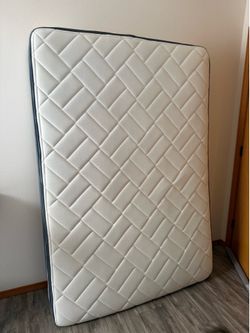 Full size mattress