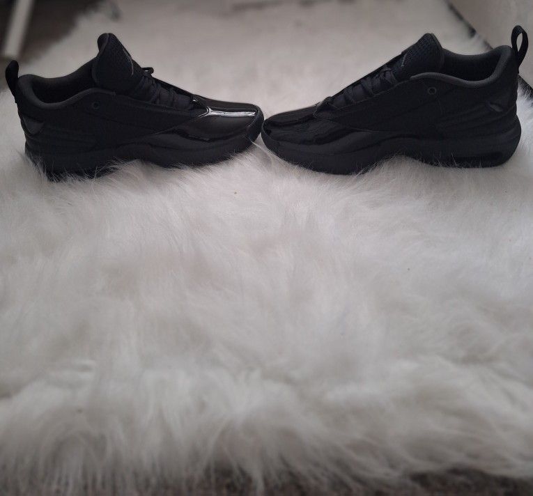 New Jordan Max Aura 6