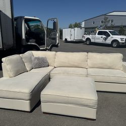 Sectional Couch 