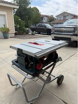 Bosch GTA47W TABLE SAW