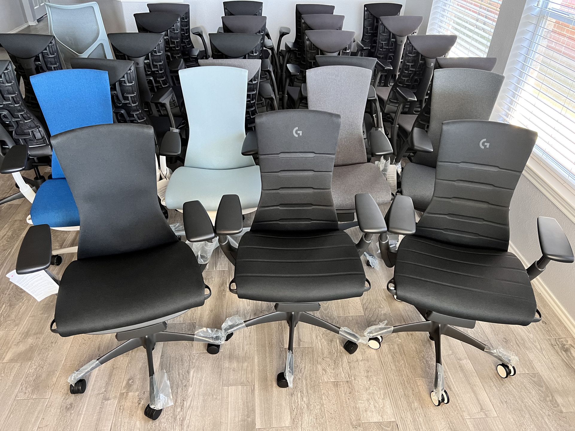 💥GUARANTEE LOWEST PRICE 💥 BRAND NEW HERMAN MILLER LOGITECH EMBODY GAMING CHAIRS 🔥$1195🔥pick up at the store- deliver- ship
