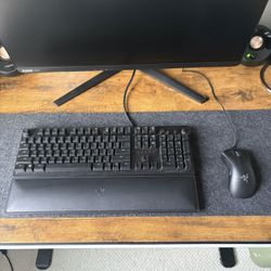 Razer Huntsman Elite V2 Keyboard w/ Razer Deathadder Chroma 