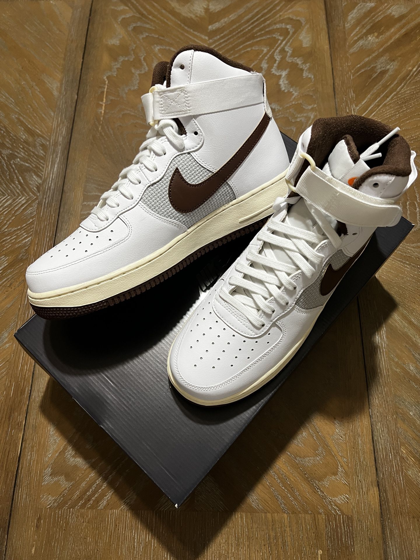Air Force 1 High Lv8 Chocolate Size 11 for Sale in Gilbert, AZ - OfferUp