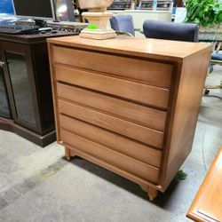 Vintage Modern Solid Mountain Oak Chest