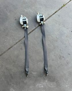 Seatbelts for Infiniti G35 G37