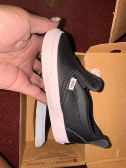 Vans Never Worn 7.5