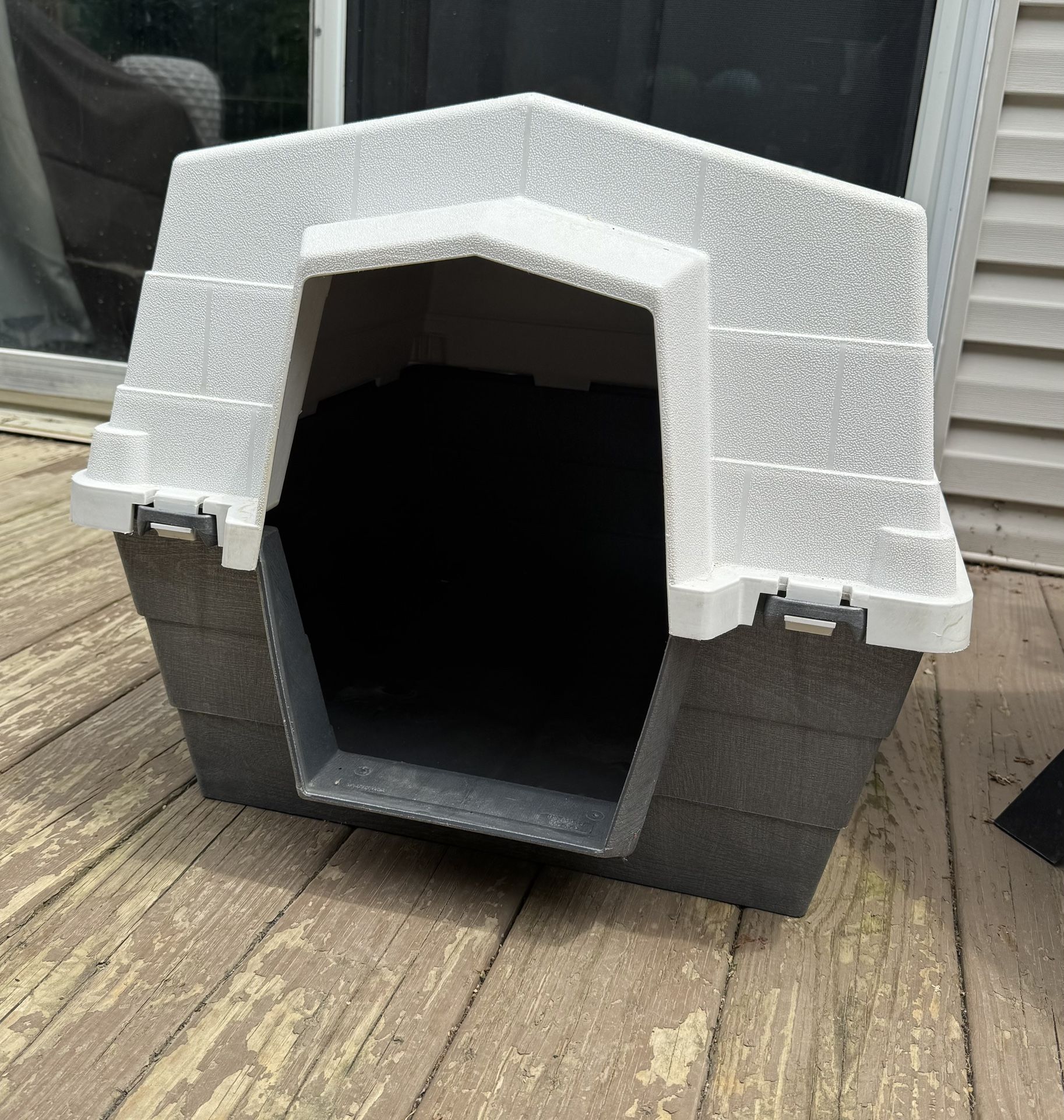 Outdoor Dog House