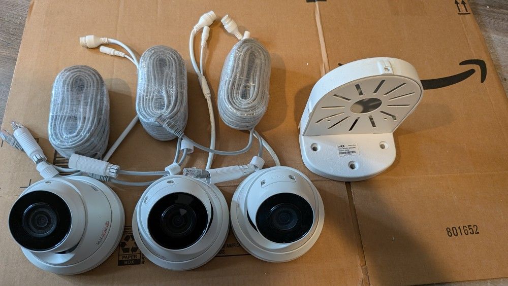 Three 8MP IP PoE Cameras+Wall Mount+Ethernet Cables