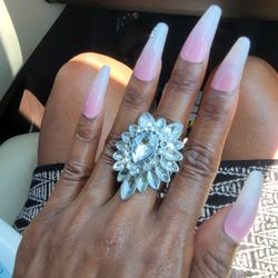 Beautiful Vintage Ring Exactly As Pictured 