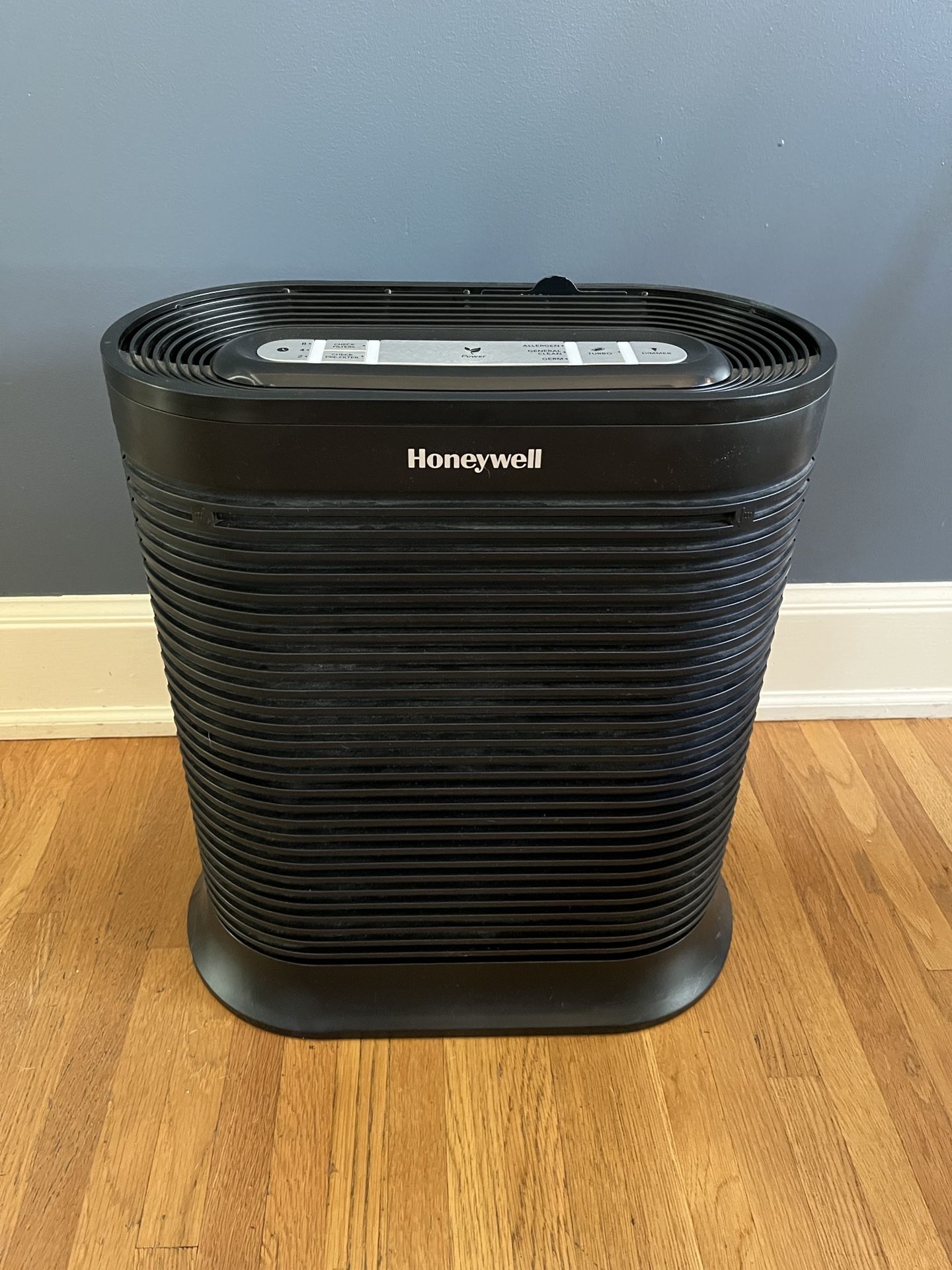 Honeywell HEPA Air Purifier, Large Room (310 sq. ft.) Black