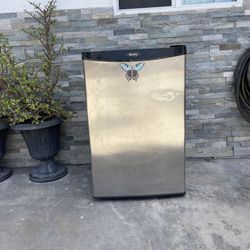 Small Refrigerator 