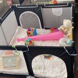 Baby Play Yard 
