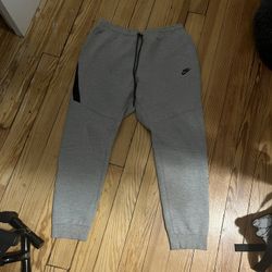 Nike Tech Fleece Sweatpants