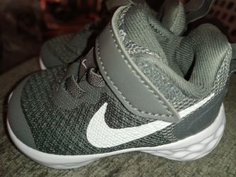 2C- Nike Revolution 6 NN (TDV) Iron Grey/White Boy's Toddler Shoes