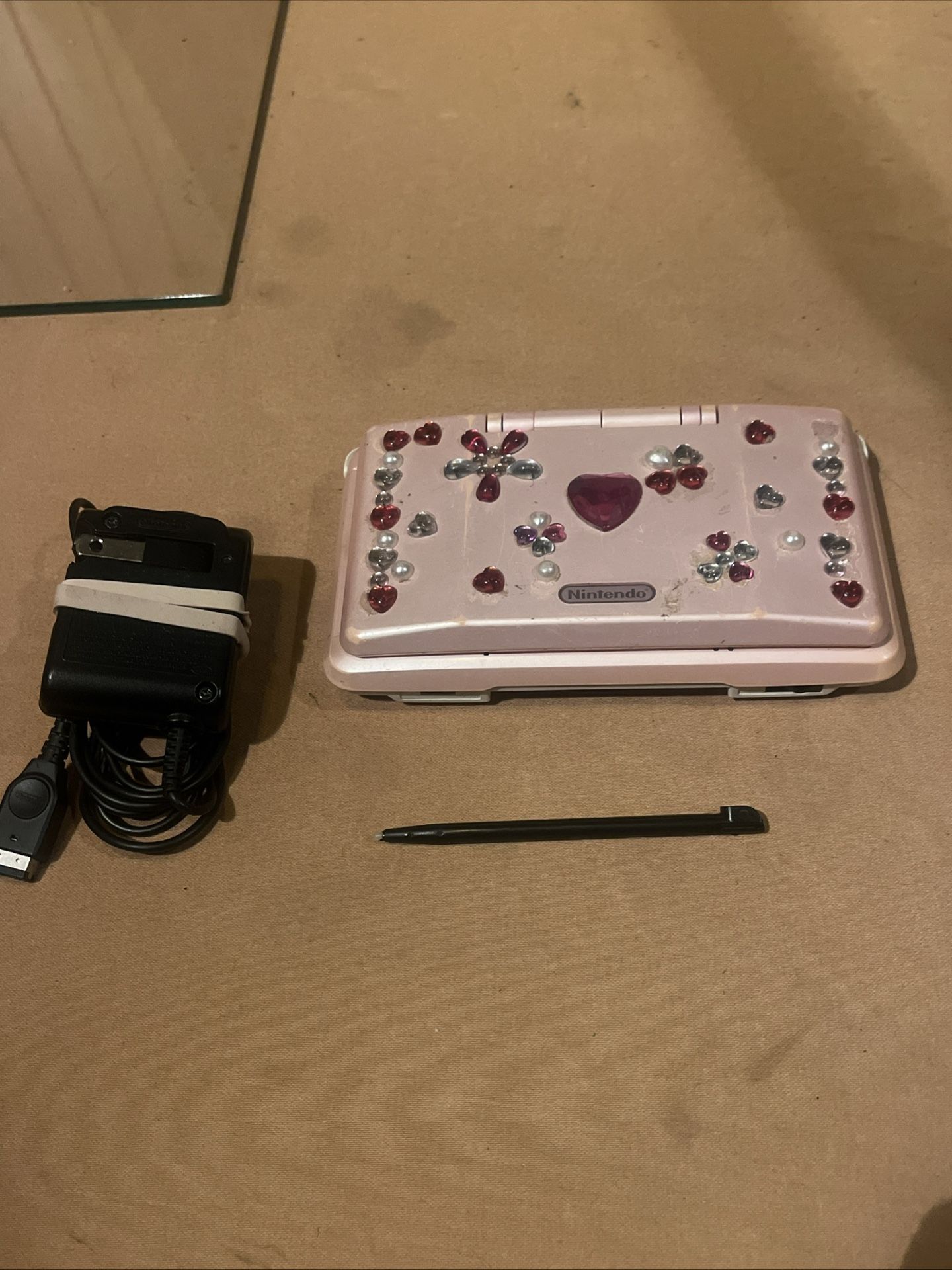 Nintendo DS Original NTR-001 Console w/ Charger & Stylus - Pink - Tested