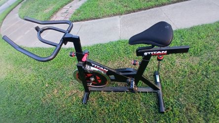 Titan Fitness Cycling excersice bike