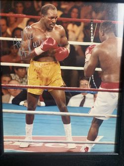 Evander Holyfield Signed Autograph