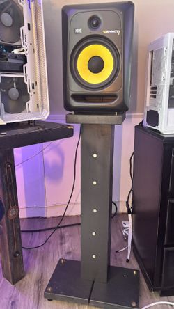 KRK Rokit 8’s 3rd Gen On Custom Stands