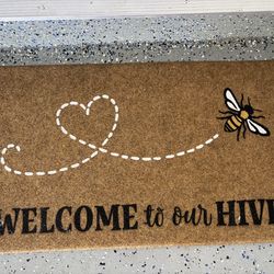 “Welcome to Our Hive” Bee Doormat – Cute Front Porch Welcome Mat