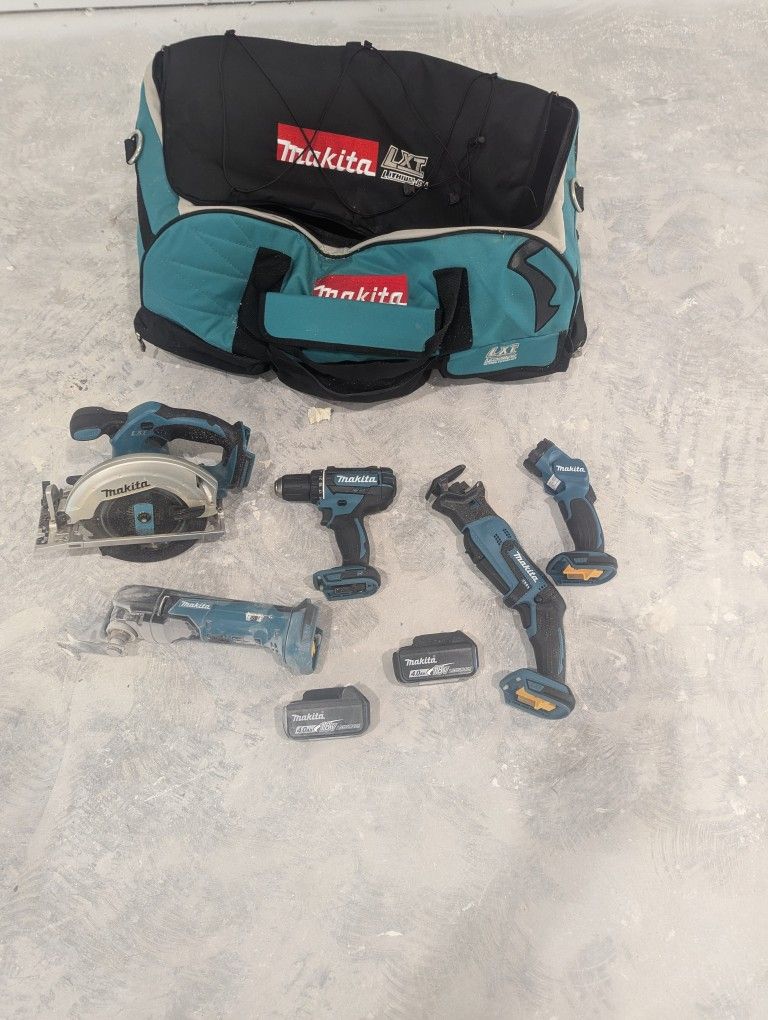 Makita Tool Set