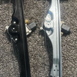 2009 GMc Acadia 2 back window motors regulator