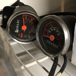 2 low miles honda ruckus speedo gauges clocks speedometer