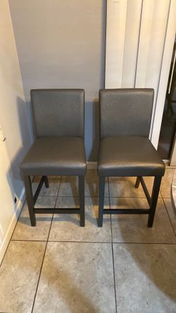 Set of 2 Dining Room Chairs