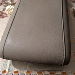 Center Console Armrest Arm Rest Lid 2003-2006 Ford Expedition Center 