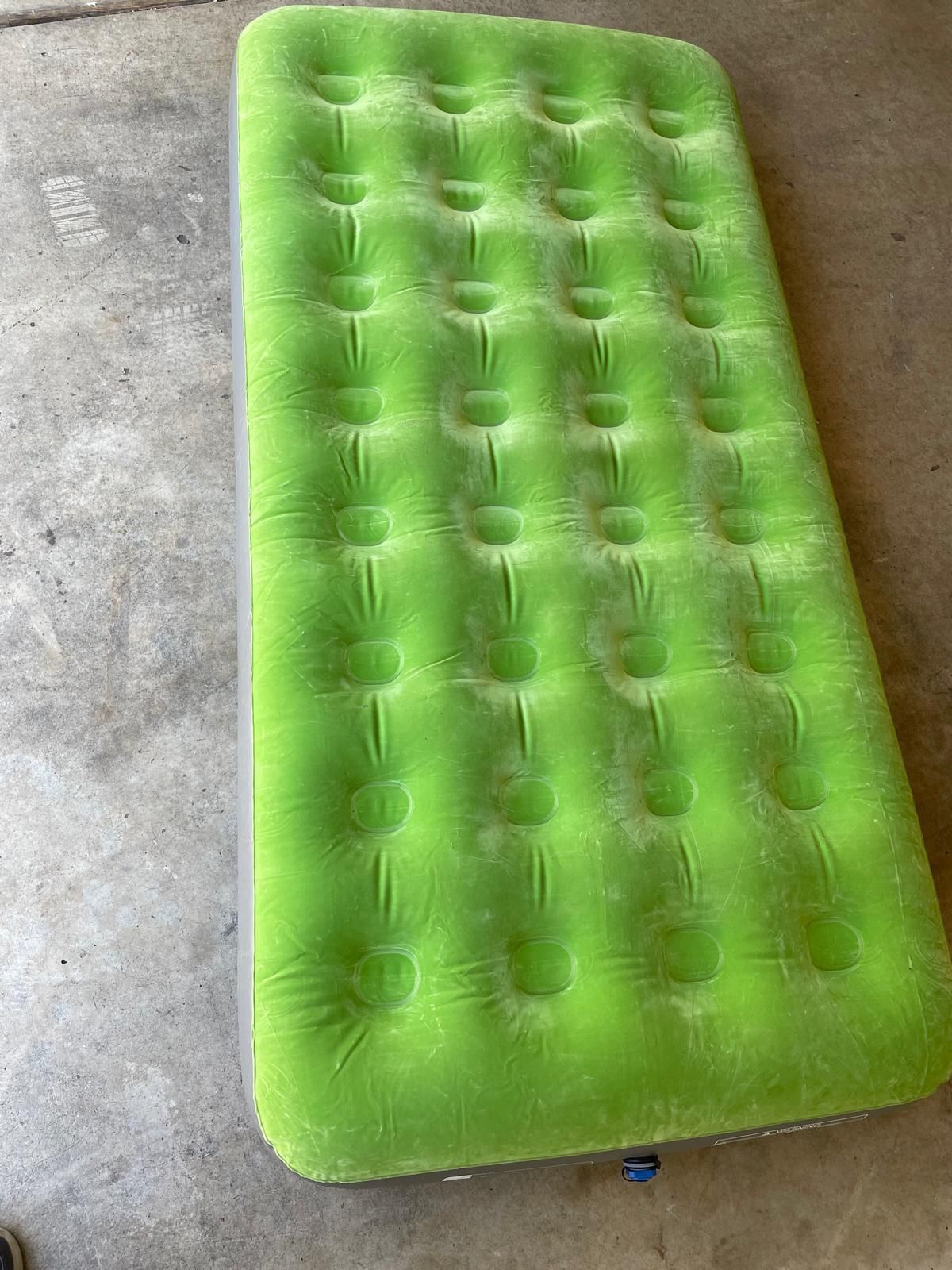 Twin Air Bed