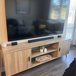 Tv console