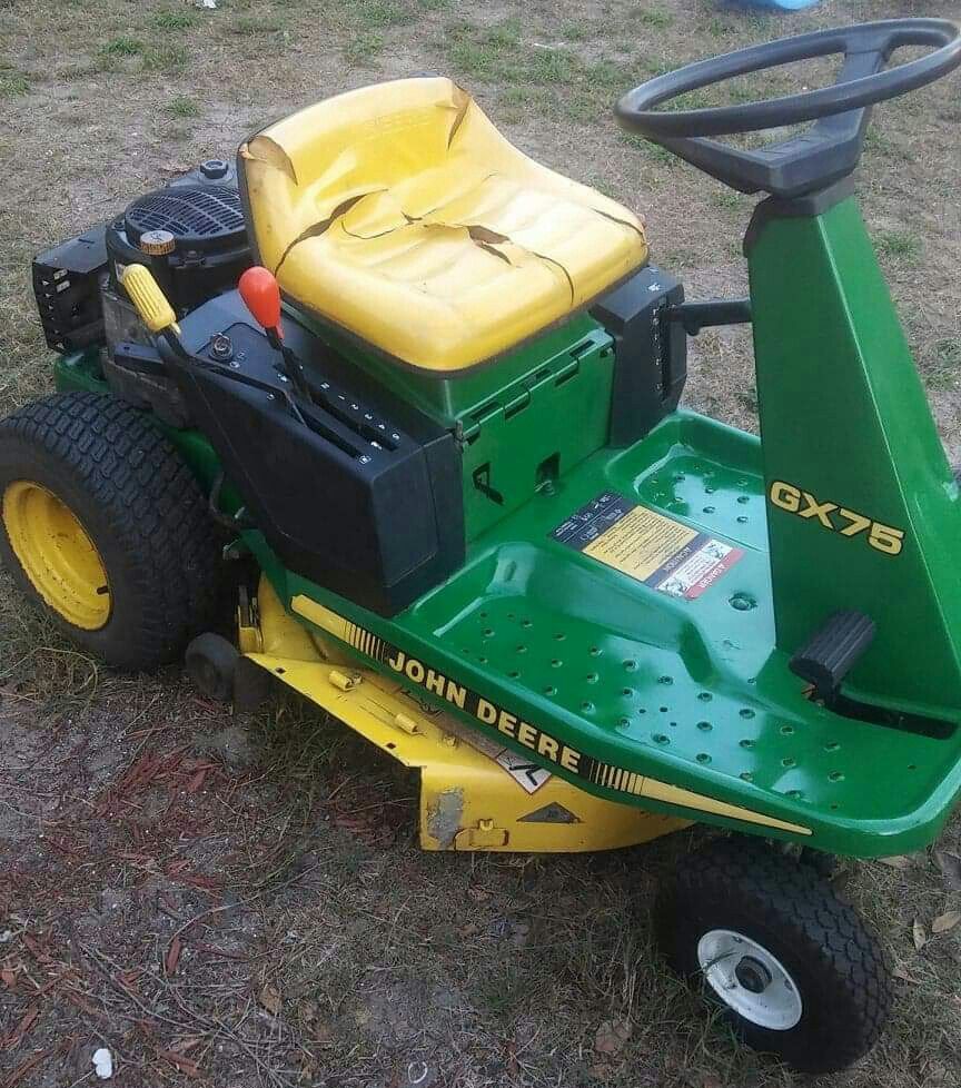 GX75 John Deere lawn mower for parts only