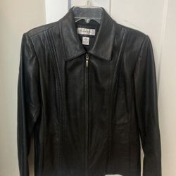 Women’s Timeless Leather Jacket