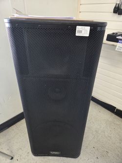 QSC speaker