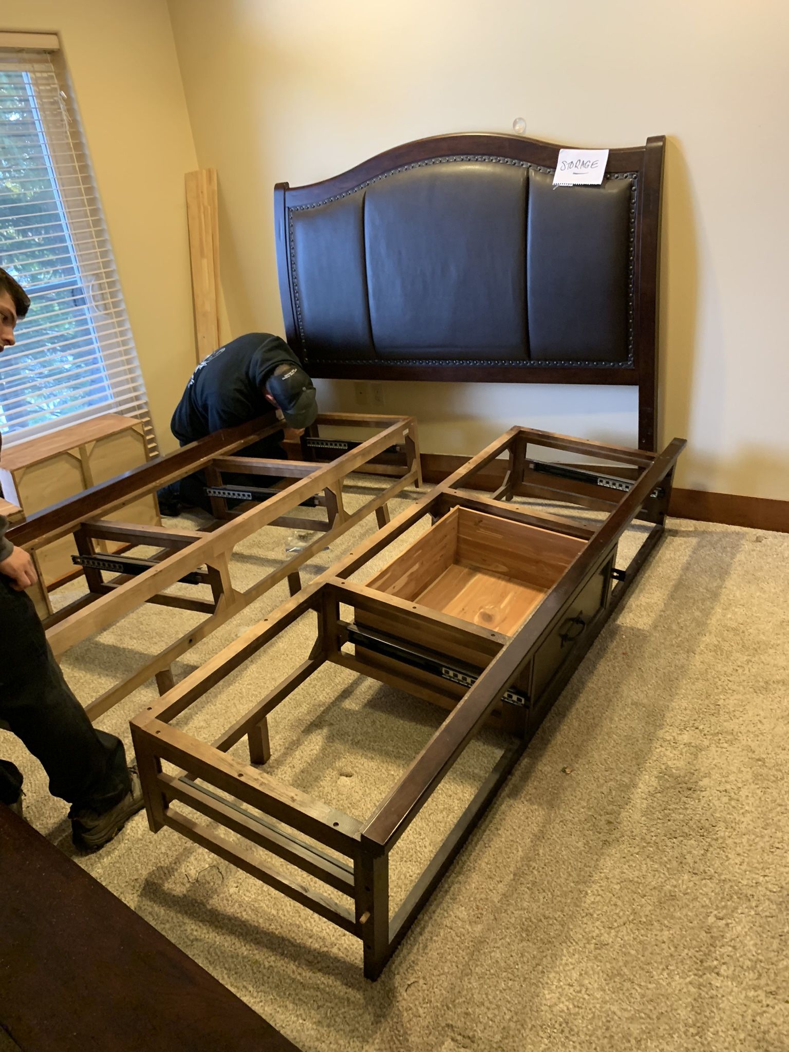 Queen Bed With Nightstand And Dresser