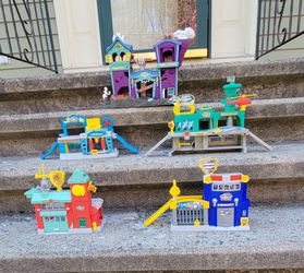 ☆☆Matchbox Car Buildings☆☆