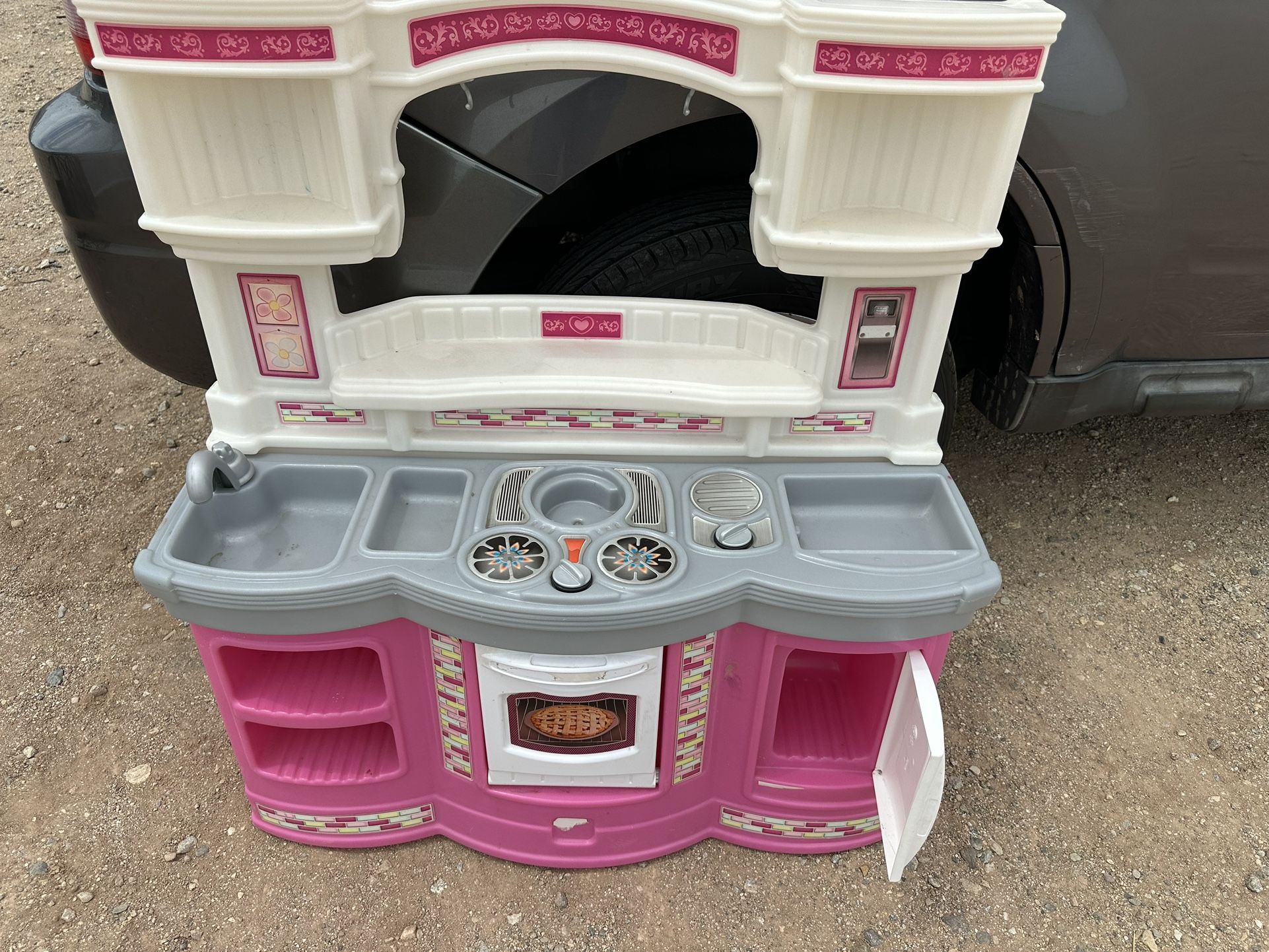 Girl Kitchen. 18