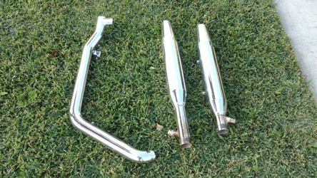 Harley Davidson stock pipes.