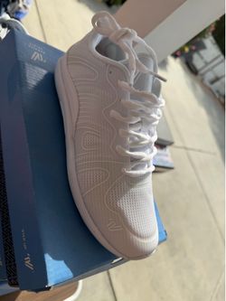 White tennis