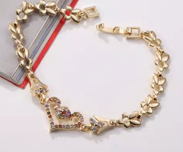 18k Gold Plated Heart Bracelet