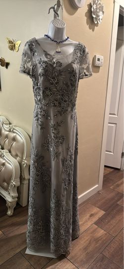 DAVIDS BRIDAL Silver Floral Embroidered Formal Gown