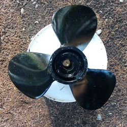 OMC Boat Propeller Inbound - Outboard Or Outboard 