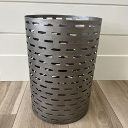 Farmhouse Galvanized Storage Bin $10