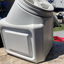Dog Food Container 