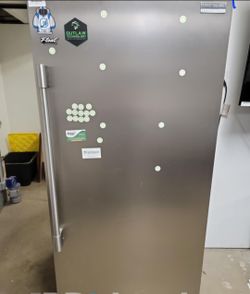 FRIGIDAIRE PROFESSIONAL 19 CU. FT SINGLE DOOR REFRIGERATOR