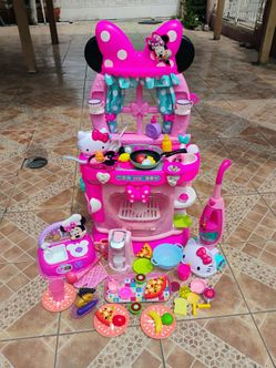 Minnie mouse kitchen.. included everything toys