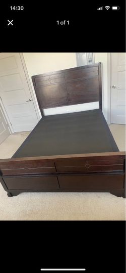 Queen size bed frame with box