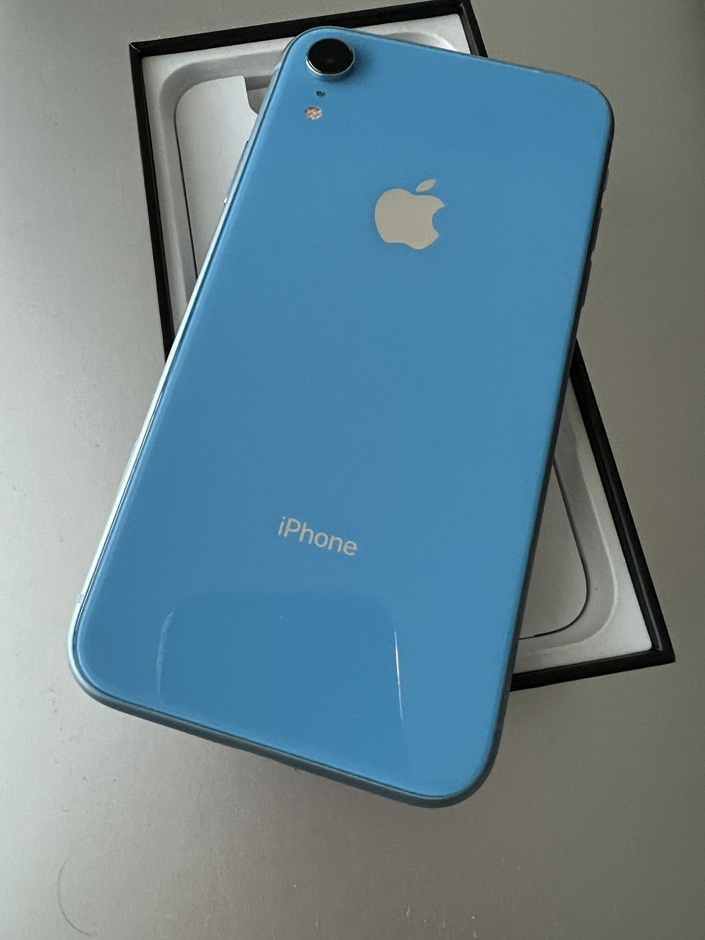 Iphone XR Blue 128GB ANY CARRIER